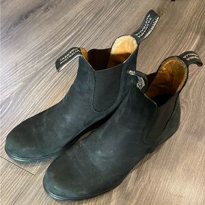 Womens US size 8 Blundstone 1960 Suede